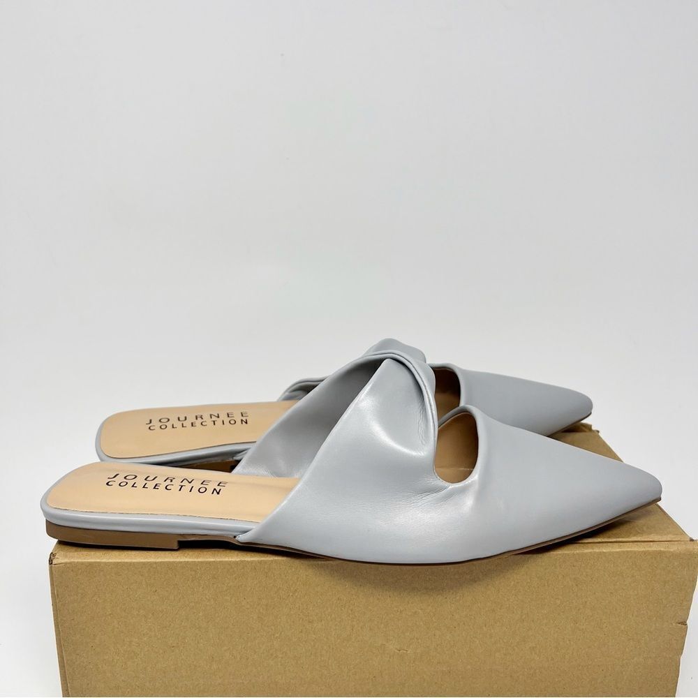 Journee Collection Ennis Mule - Picture 3 of 8
